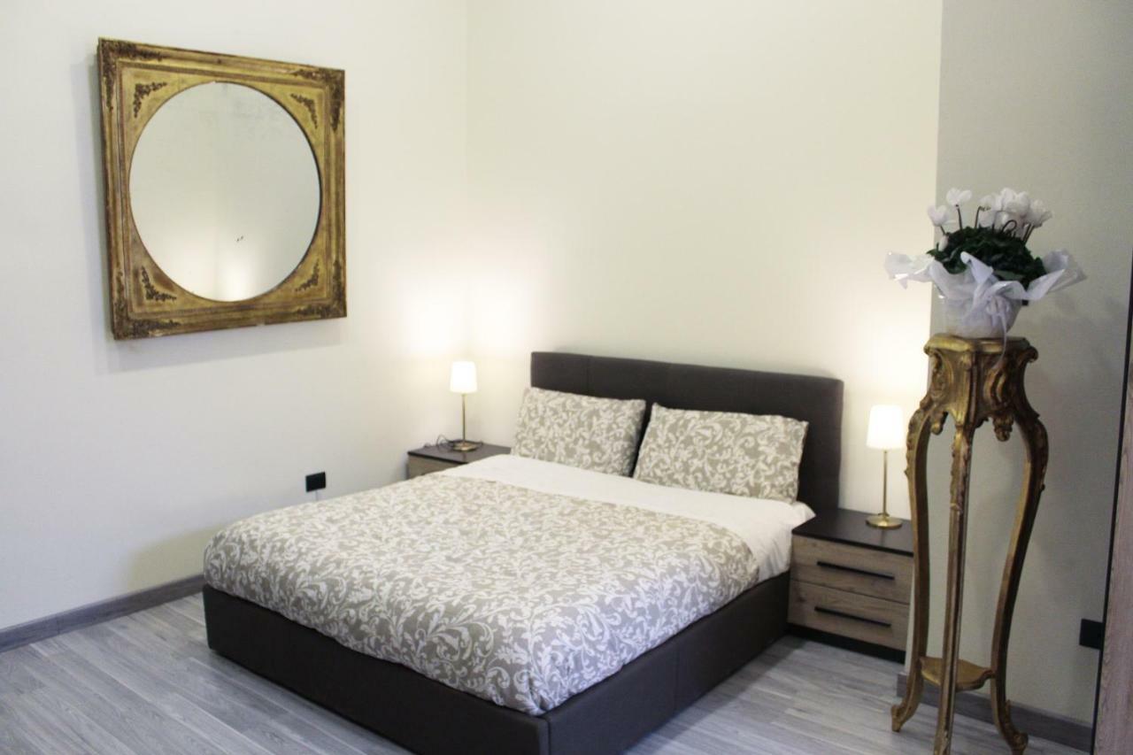 La Suite Del Prof Naples Exterior photo