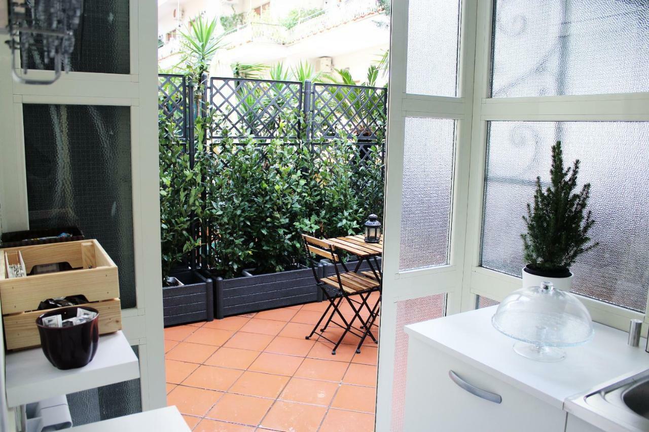 La Suite Del Prof Naples Exterior photo
