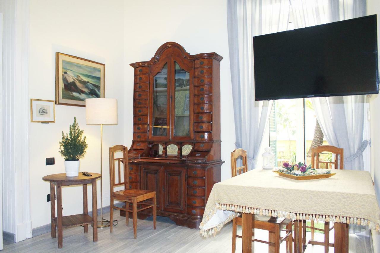 La Suite Del Prof Naples Exterior photo